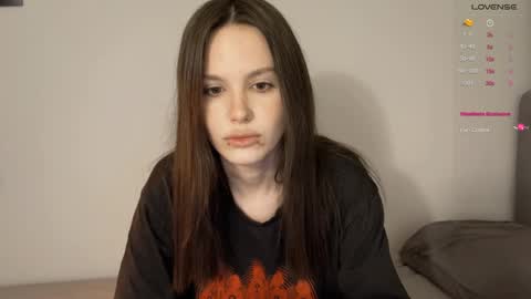 Snapshot of yourher0in chatting on 01-02-25, 10:48 Aida online show from 01-02-25, 10:48