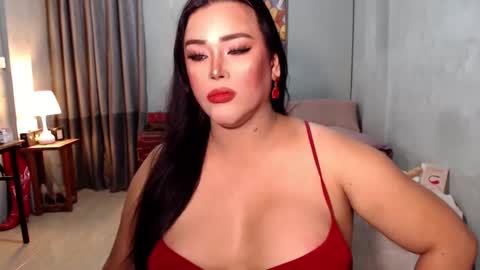 Snapshot of yourhighnesscassy chatting on 01-31-25, 01:45 Cassy online show from 01-31-25, 01:45