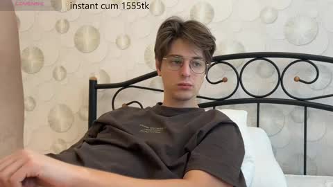 Chris online show from 02-18-25, 07:21