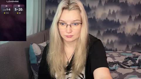 Snapshot of yourjessy chatting on 11-01-25, 02:13 yourjessy online show from 11-01-25, 02:13