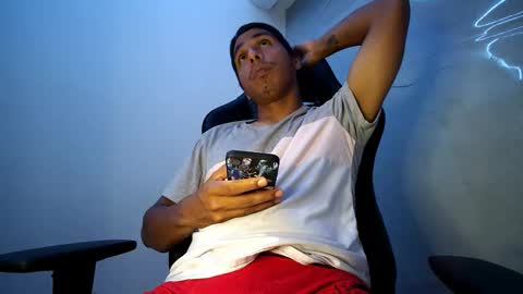 Your Latin Mamba online show from 10-23-25, 05:07