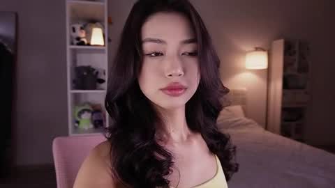 yourlittlesunrise_ online show from 06-20-26, 04:59