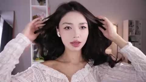 yourlittlesunrise_ online show from 07-17-26, 05:36
