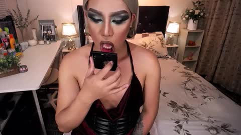 --               online show from 12-14-25, 04:12