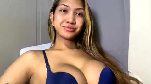 yourlovebella88 online show from 04-24-26, 04:48