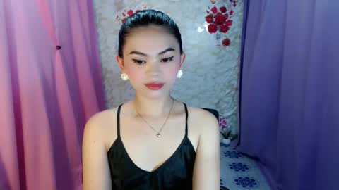 your lovely Dina online show from 10-16-25, 01:06
