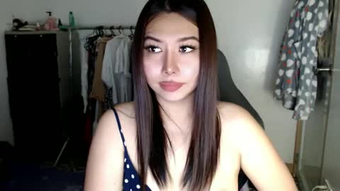 Snapshot of yourlovetifannyx chatting on 02-12-25, 08:16 tifanny online show from 02-12-25, 08:16