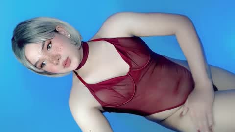 Snapshot of yourlovingpearl chatting on 01-29-25, 01:16 PEARL online show from 01-29-25, 01:16