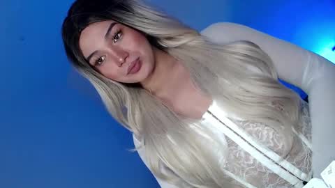 Snapshot of yourlovingpearl chatting on 03-04-25, 04:09 PEARL online show from 03-04-25, 04:09