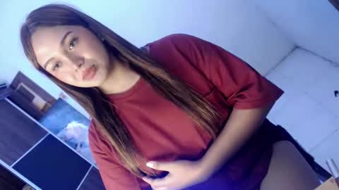 Snapshot of yourlovingpearl chatting on 10-16-25, 05:19 PEARL online show from 10-16-25, 05:19