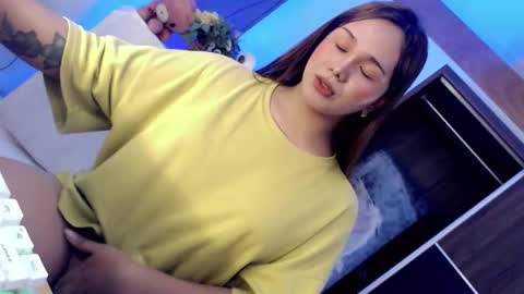 Snapshot of yourlovingpearl chatting on 11-29-25, 01:52 PEARL online show from 11-29-25, 01:52