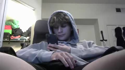 Snapshot of yourman1253 chatting on 11-11-25, 02:06 YourMan online show from 11-11-25, 02:06