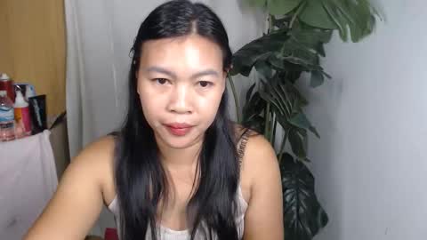 Snapshot of yourmaryflor chatting on 09-23-25, 12:52 yourmaryflor online show from 09-23-25, 12:52