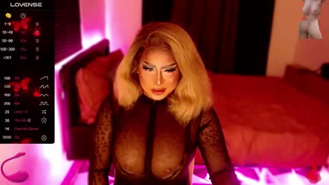 Snapshot of yourmassivecockcummer chatting on 03-17-26, 05:11 Carla online show from 03-17-26, 05:11