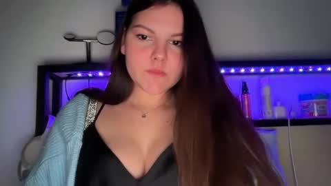 yourmila1 online show from 03-06-26, 09:00