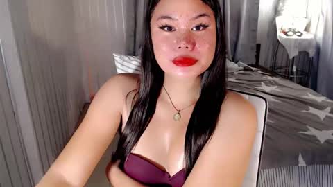 Snapshot of yournaughtyprincess16 chatting on 10-15-25, 03:45 ALPHA DOM. QUEEN JASMINE online show from 10-15-25, 03:45