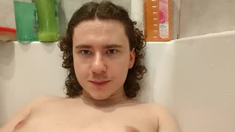 Snapshot of yourpantyhosesla_ve chatting on 11-16-25, 11:54 Nylon slave online show from 11-16-25, 11:54