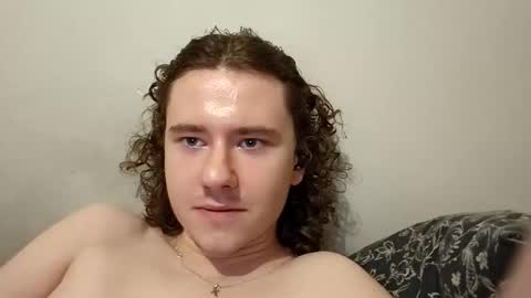 Snapshot of yourpantyhosesla_ve chatting on 11-21-25, 05:33 Nylon slave online show from 11-21-25, 05:33