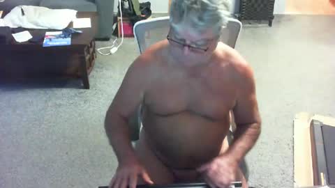 Snapshot of yourpoppi55 chatting on 07-30-26, 10:58 yourpoppi55 online show from 07-30-26, 10:58