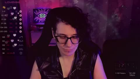 Snapshot of yourscosmic chatting on 11-13-25, 10:25 Yours Cosmic online show from 11-13-25, 10:25