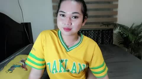 Snapshot of yoursecretaffairxx chatting on 08-08-26, 05:15 Christine online show from 08-08-26, 05:15