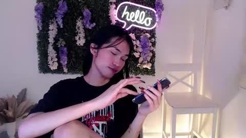 Snapshot of yoursexservice chatting on 03-08-25, 02:01    online show from 03-08-25, 02:01