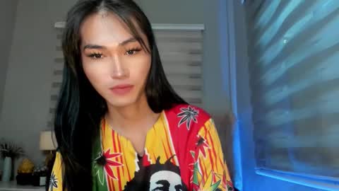 Snapshot of yoursexservice chatting on 09-10-25, 12:32    online show from 09-10-25, 12:32