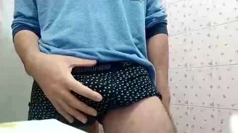 Snapshot of yoursexymr chatting on 11-03-25, 01:19 Mark online show from 11-03-25, 01:19