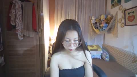 Snapshot of yourshy_cess chatting on 05-19-26, 12:27 Cess online show from 05-19-26, 12:27