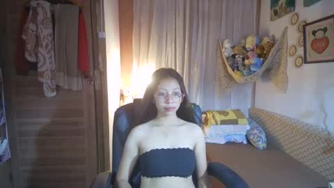 Snapshot of yourshy_cess chatting on 05-19-26, 01:56 Cess online show from 05-19-26, 01:56