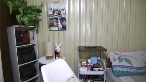 Snapshot of yoursubmissive_larah chatting on 04-26-26, 06:55 yoursubmissive_larah online show from 04-26-26, 06:55