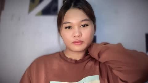 yoursweetgirl_zia online show from 06-06-26, 08:52