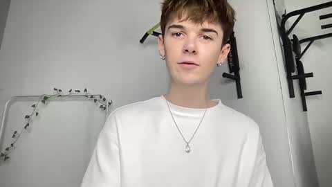 yoursweetyguy online show from 12-02-25, 04:46