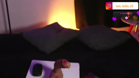 Bella- Independert Model online show from 04-16-26, 09:39