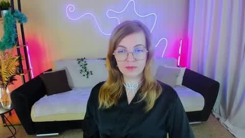 Alice online show from 10-10-25, 11:09