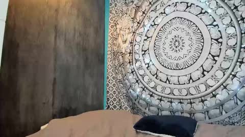 Snapshot of yourvenus00 chatting on 11-22-25, 12:37 YourVenus00 -Follow my OF online show from 11-22-25, 12:37