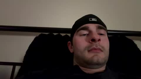Snapshot of yourwhiteislandboy chatting on 05-15-26, 04:14 yourwhiteislandboy online show from 05-15-26, 04:14