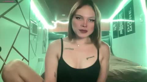Snapshot of yourwildestdreamgirl chatting on 07-25-26, 12:09 ANDREA online show from 07-25-26, 12:09
