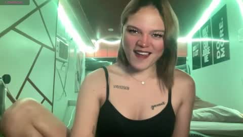 Snapshot of yourwildestdreamgirl chatting on 07-28-26, 11:58 ANDREA online show from 07-28-26, 11:58