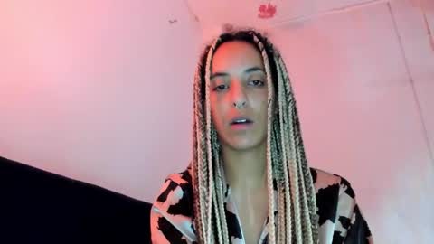 Snapshot of youwishtobeme chatting on 02-03-25, 02:36 elizabeth ju online show from 02-03-25, 02:36