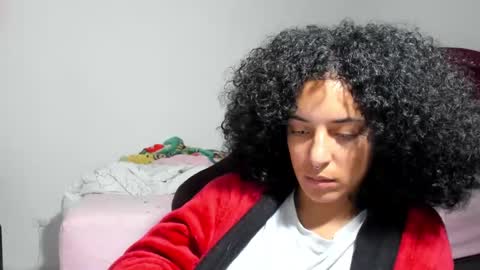 Snapshot of youwishtobeme chatting on 02-18-25, 12:04 elizabeth ju online show from 02-18-25, 12:04