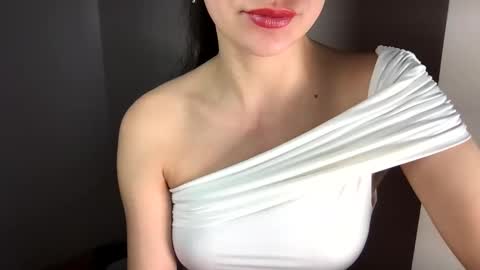 yovaline online show from 11-18-25, 11:58