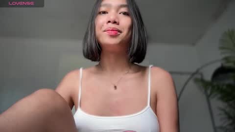 YowgineTheGreat online show from 01-03-25, 03:27