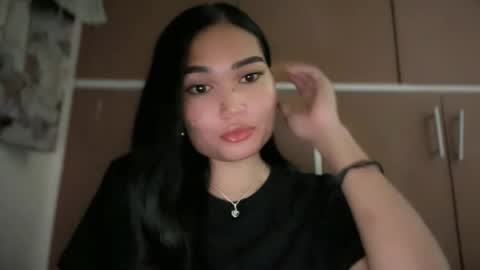 yrdrmgrl_jennie26 online show from 11-30-25, 07:40