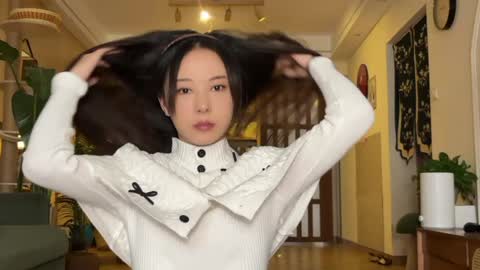 Snapshot of yuanlili chatting on 11-05-25, 02:33 lili online show from 11-05-25, 02:33