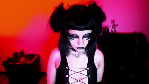 Yue Eclipsa online show from 01-10-26, 04:25