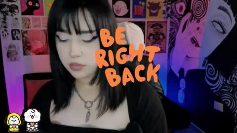 Snapshot of yuhwa chatting on 12-18-25, 05:30 rawr Anne Independent model online show from 12-18-25, 05:30