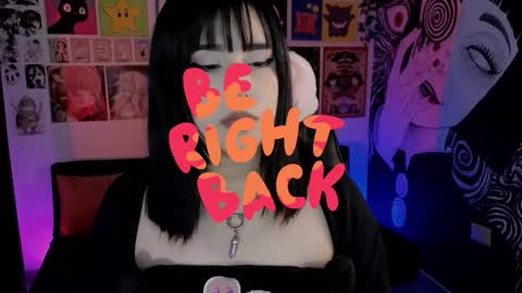 Snapshot of yuhwa chatting on 12-22-25, 02:30 rawr Anne Independent model online show from 12-22-25, 02:30