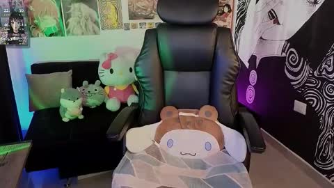 Snapshot of yuhwa chatting on 02-04-26, 10:15 rawr Anne Independent model online show from 02-04-26, 10:15