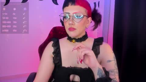 Snapshot of yuki_cross chatting on 02-18-26, 05:47 online show from 02-18-26, 05:47